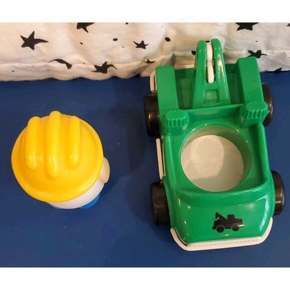 1992 Shelcore Wrecker Tow Truck Driver Construction Man Pretend Play Set - Picture 6 of 14
